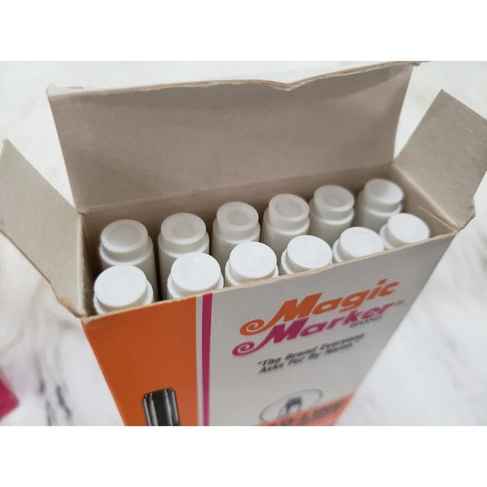 BLUE 12 Vintage MAGIC MARKER Box Of 12 Watercolor Broad Line Liquid Crayons